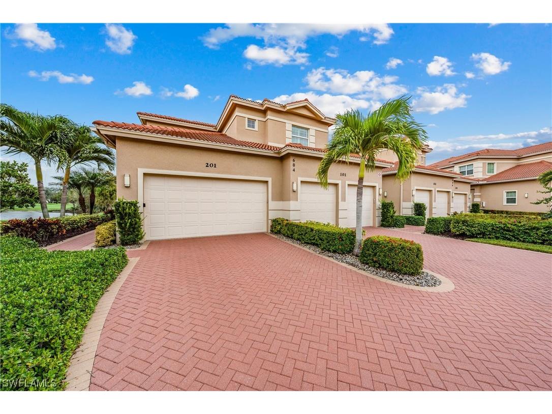 604 El Camino Real #9-201 Naples FL 34119 223095735 image1