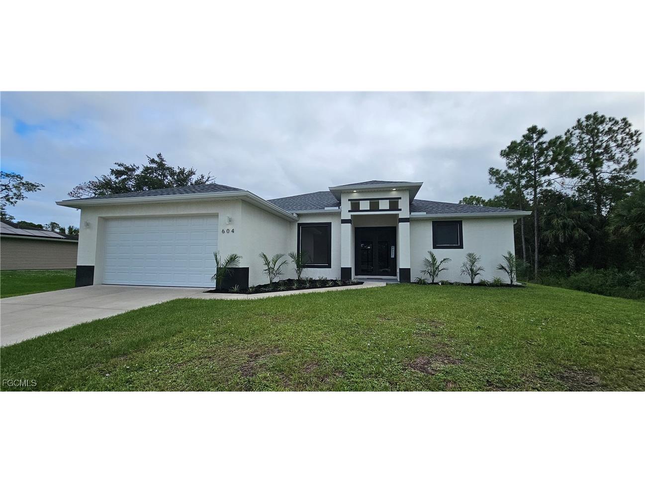 604 Lake Avenue Lehigh Acres FL 33972 2025012699 image1