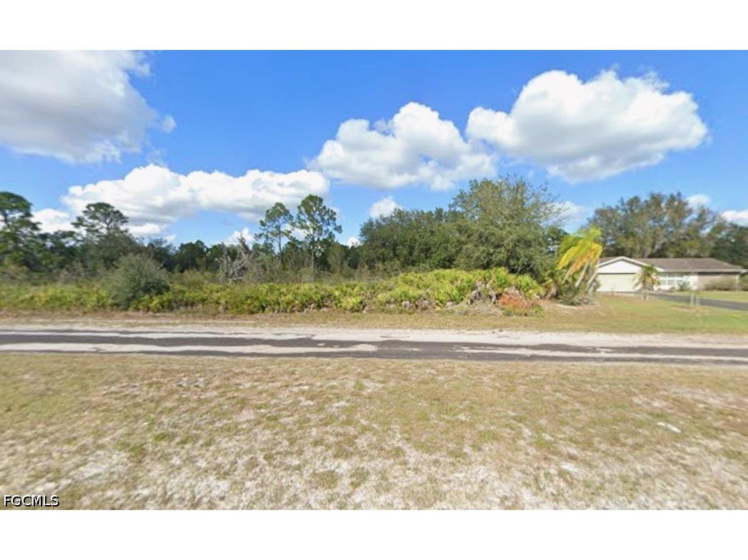 604 Palm Avenue Indian Lake Estates FL 33855 2026016632 image1