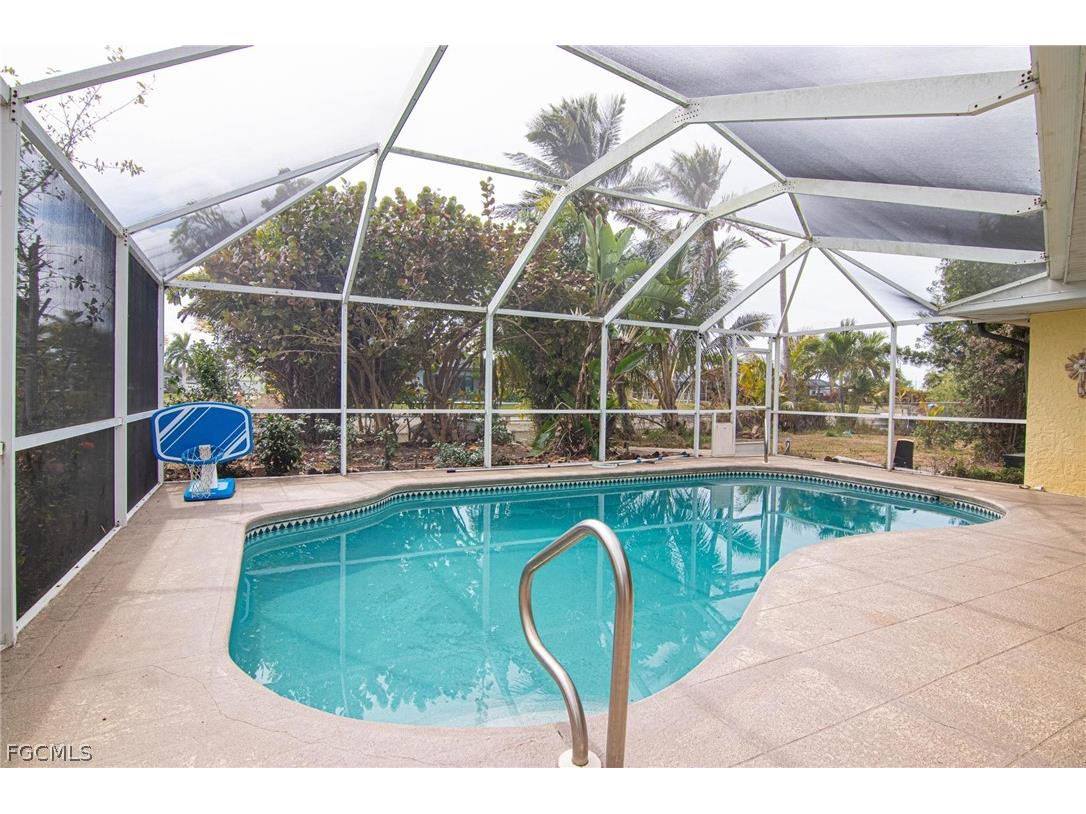 604 SW 20th Terrace Cape Coral FL 33991 2026008197 image27