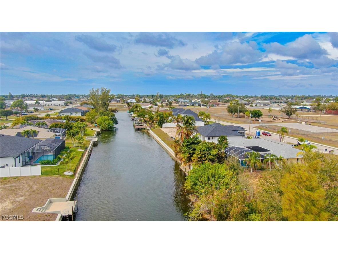 604 SW 20th Terrace Cape Coral FL 33991 2026008197 image37