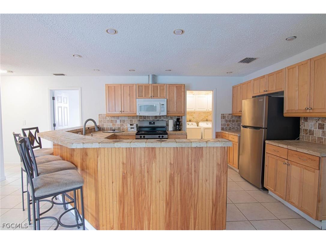 604 SW 20th Terrace Cape Coral FL 33991 2026008197 image6