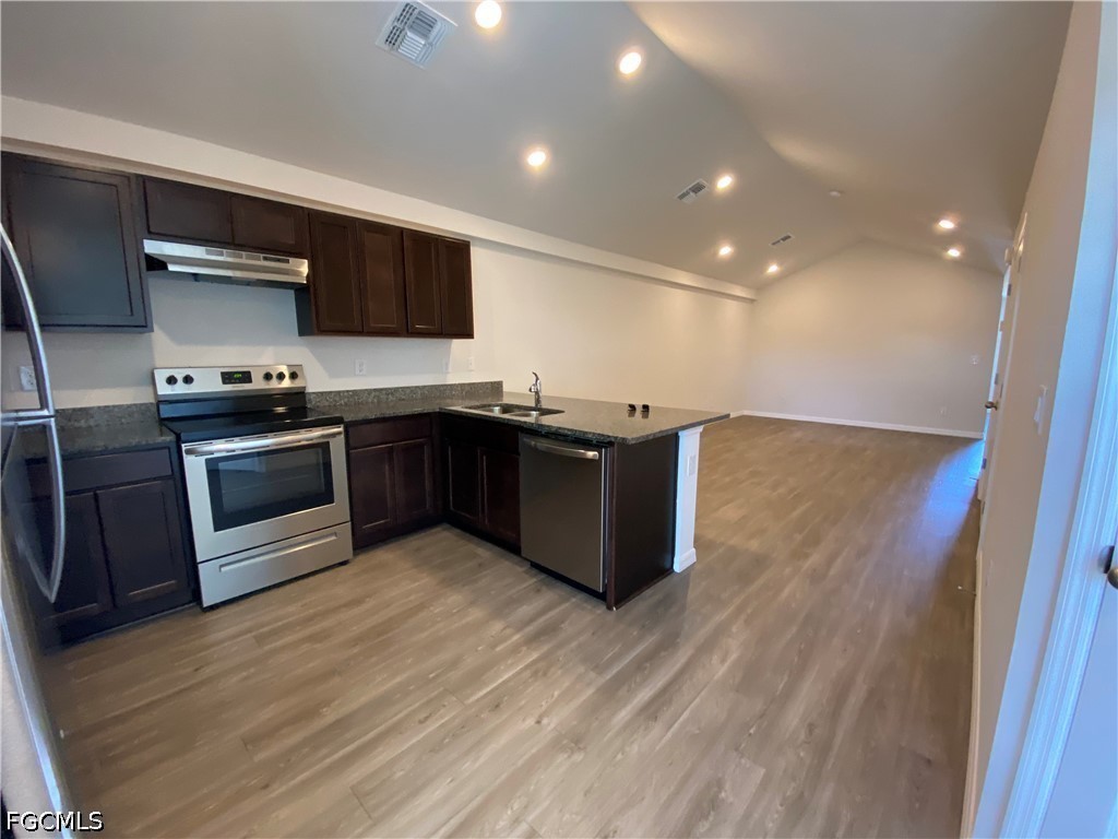604 Skyline Boulevard Cape Coral FL 33991 2026025540 image8