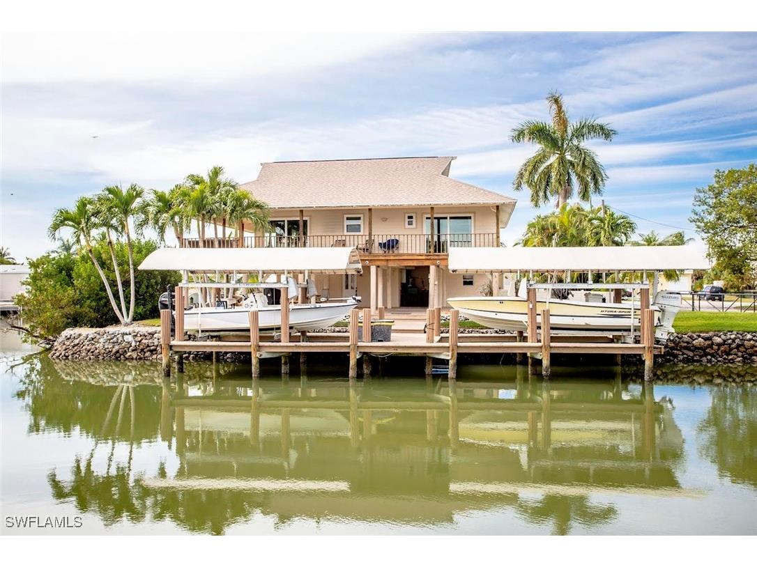 604 Sunset Court Goodland FL 34140 225079746 image1