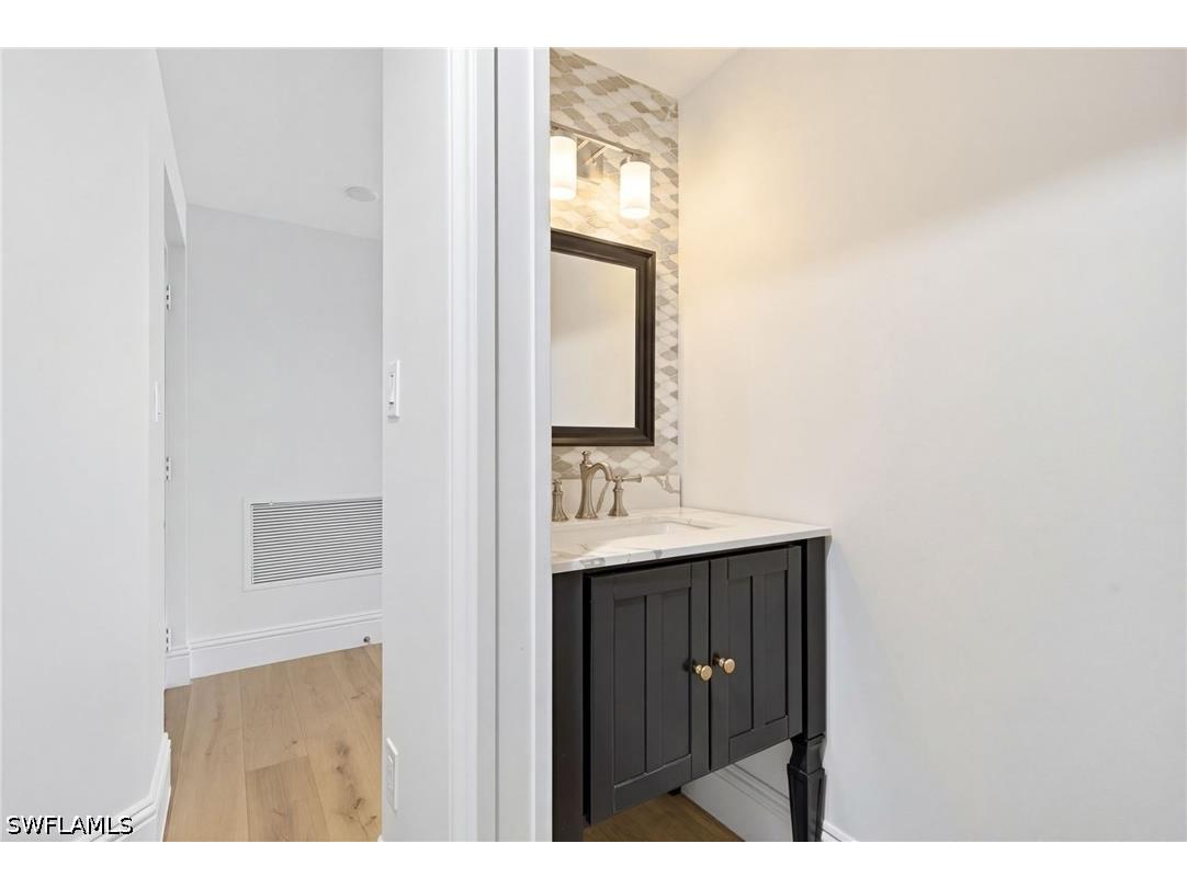 6040 Pelican Bay Boulevard #303D Naples FL 34108 226012977 image42