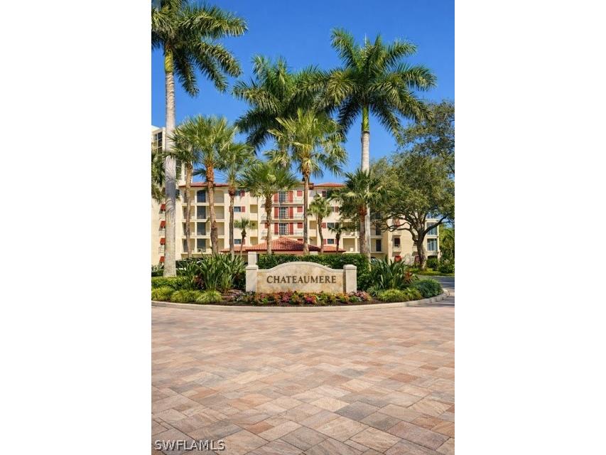 6040 Pelican Bay Boulevard #D101 Naples FL 34108 226008714 image1