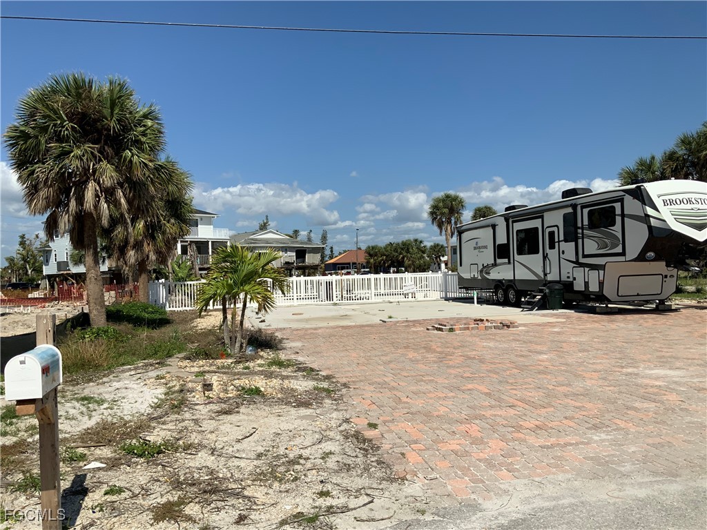 6041 Gulf Road Fort Myers Beach FL 33931 2025017908 image17