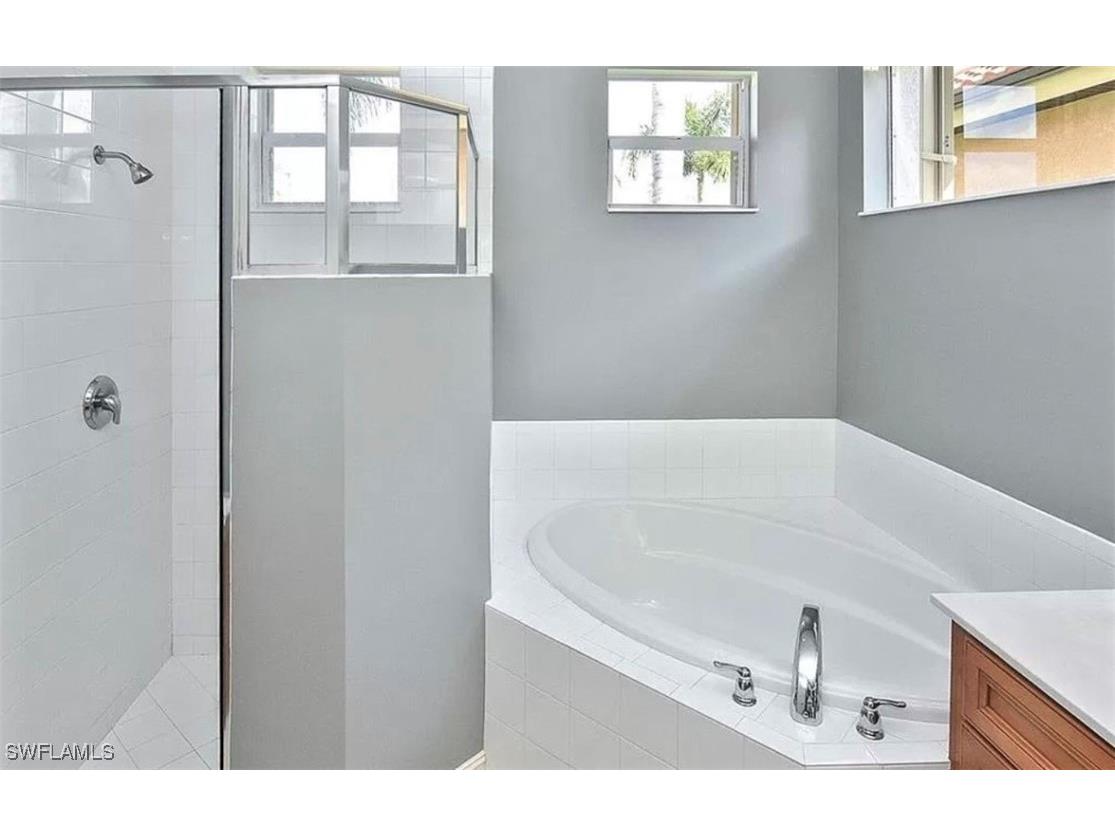 6044 Dogleg Drive Naples FL 34113 225080259 image18