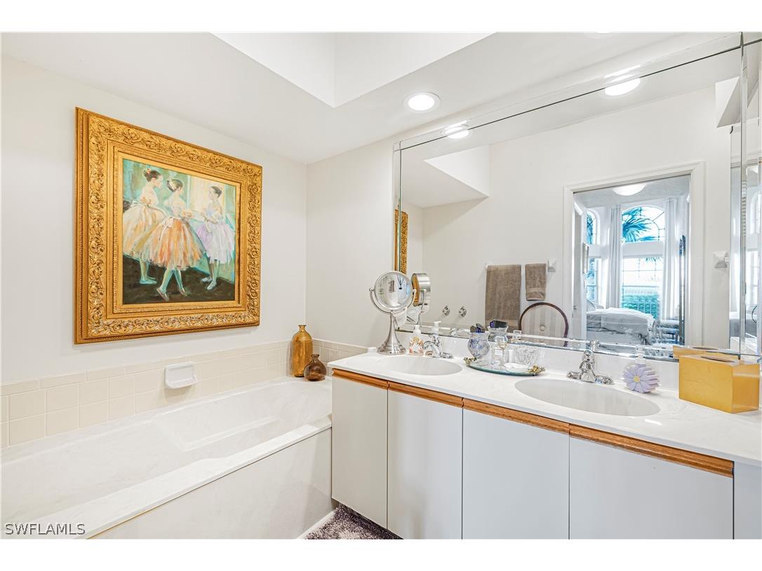 6045 Chardonnay Lane #302 Naples FL 34119 226011066 image13
