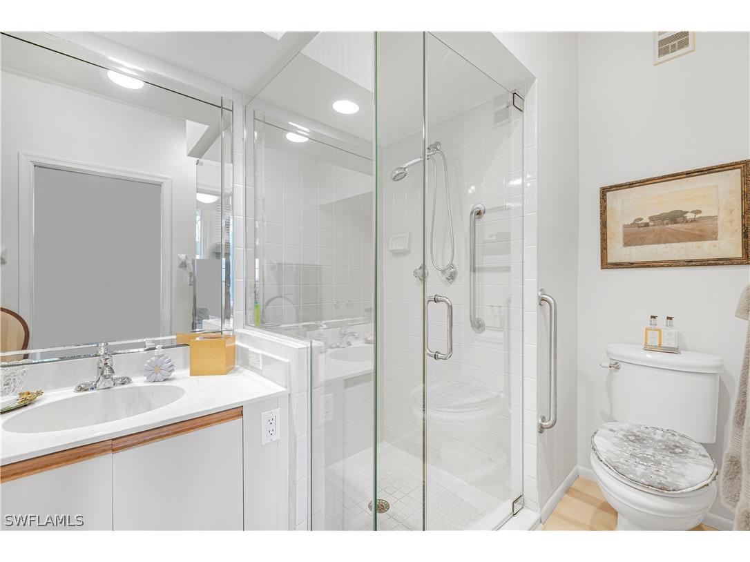 6045 Chardonnay Lane #302 Naples FL 34119 226011066 image8