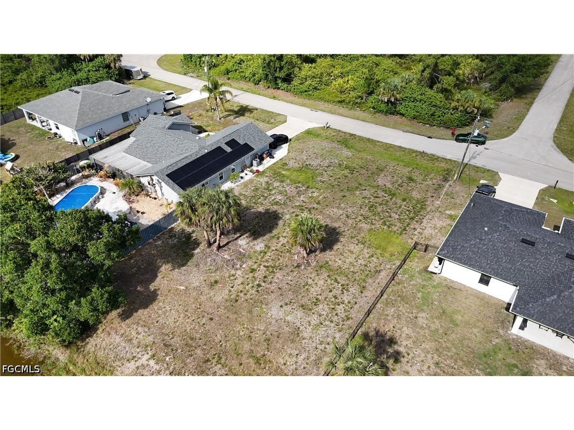 6045 Tabor Avenue Fort Myers FL 33905 2026019356 image4
