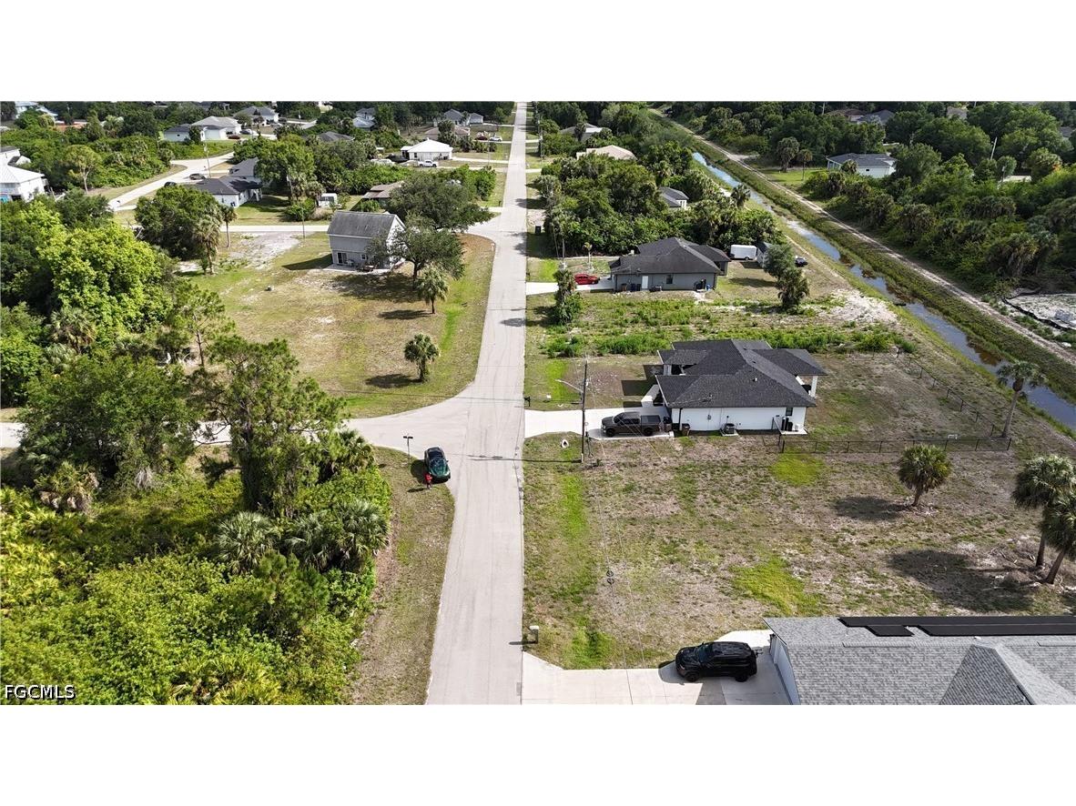 6045 Tabor Avenue Fort Myers FL 33905 2026019356 image7