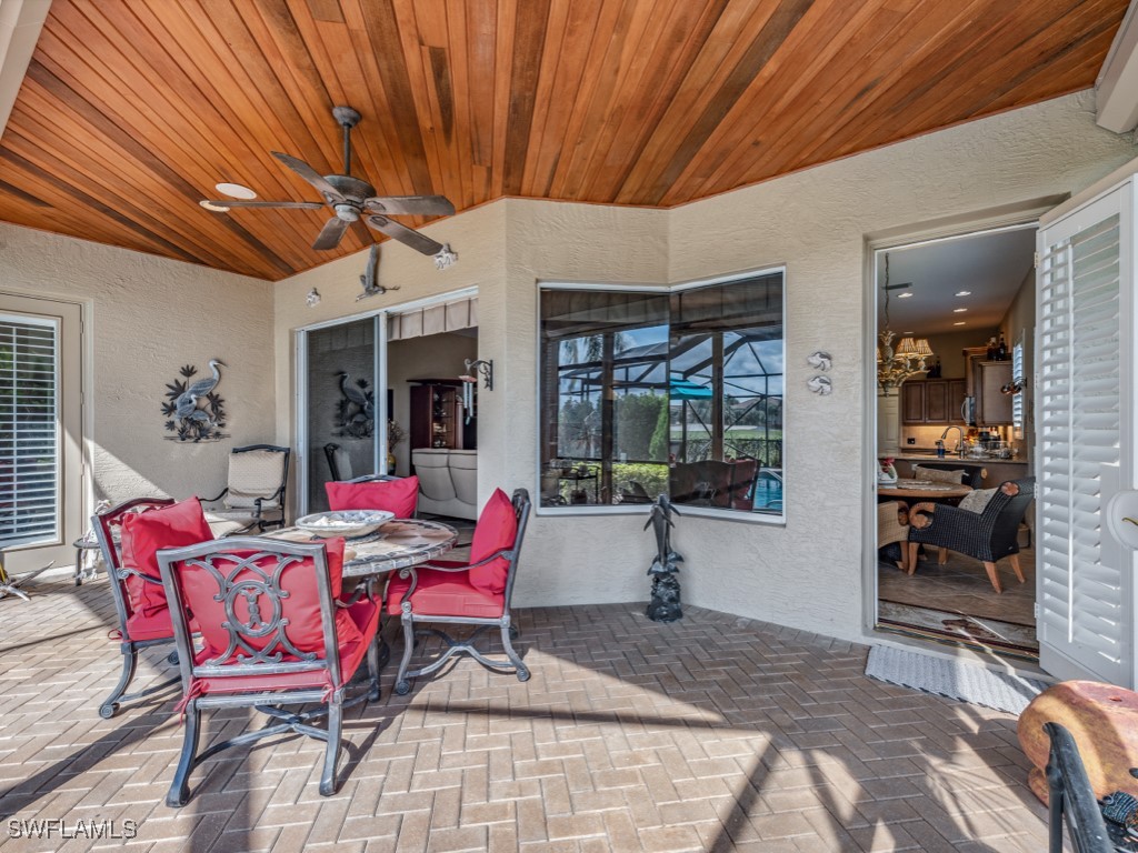 6048 Fairway Court Naples FL 34110 226000115 image3