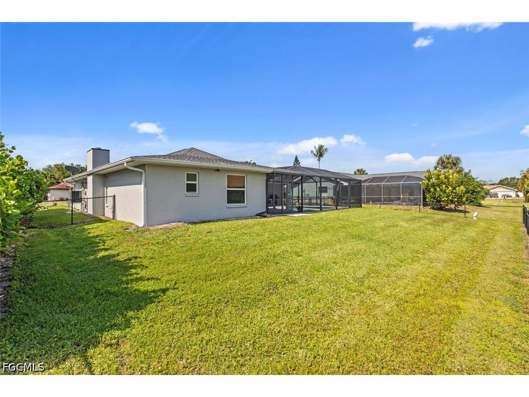 6048 Perthshire Lane Fort Myers FL 33908 2026018113 image39