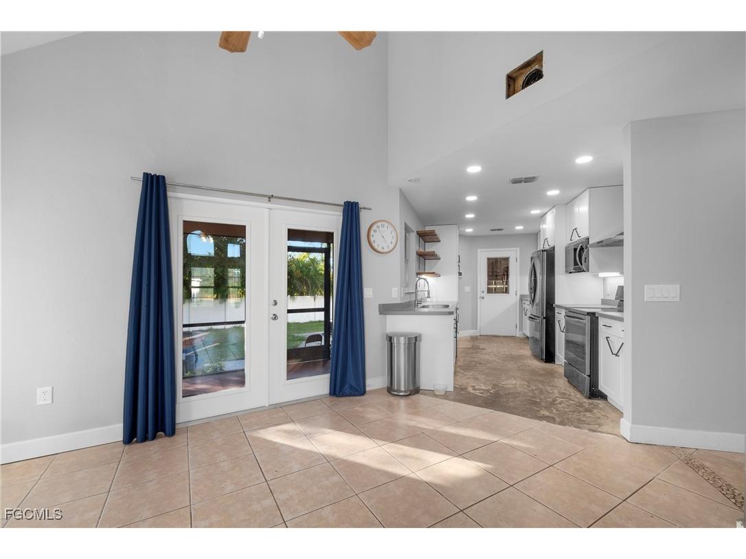 6049 Stratton Road Fort Myers FL 33905 2025020759 image11