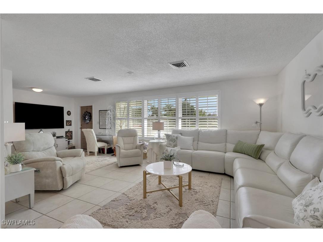 605 101st Avenue N Naples FL 34108 226005639 image11