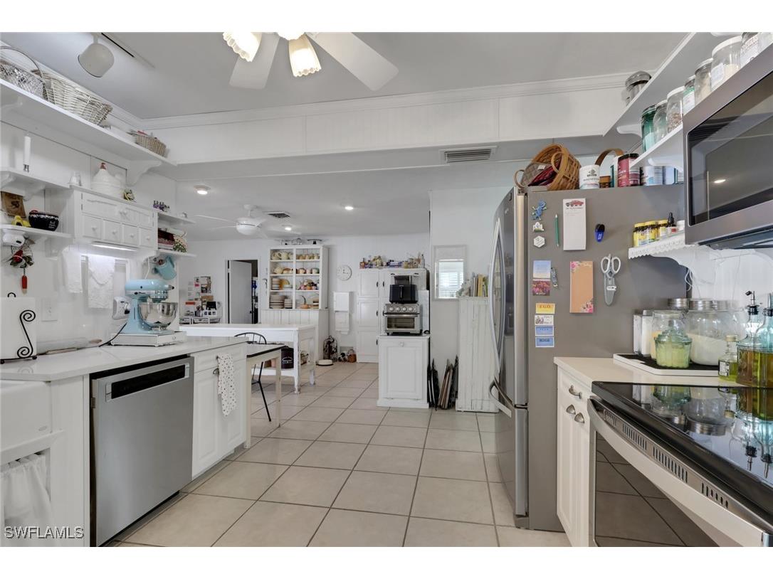 605 101st Avenue N Naples FL 34108 226005639 image12