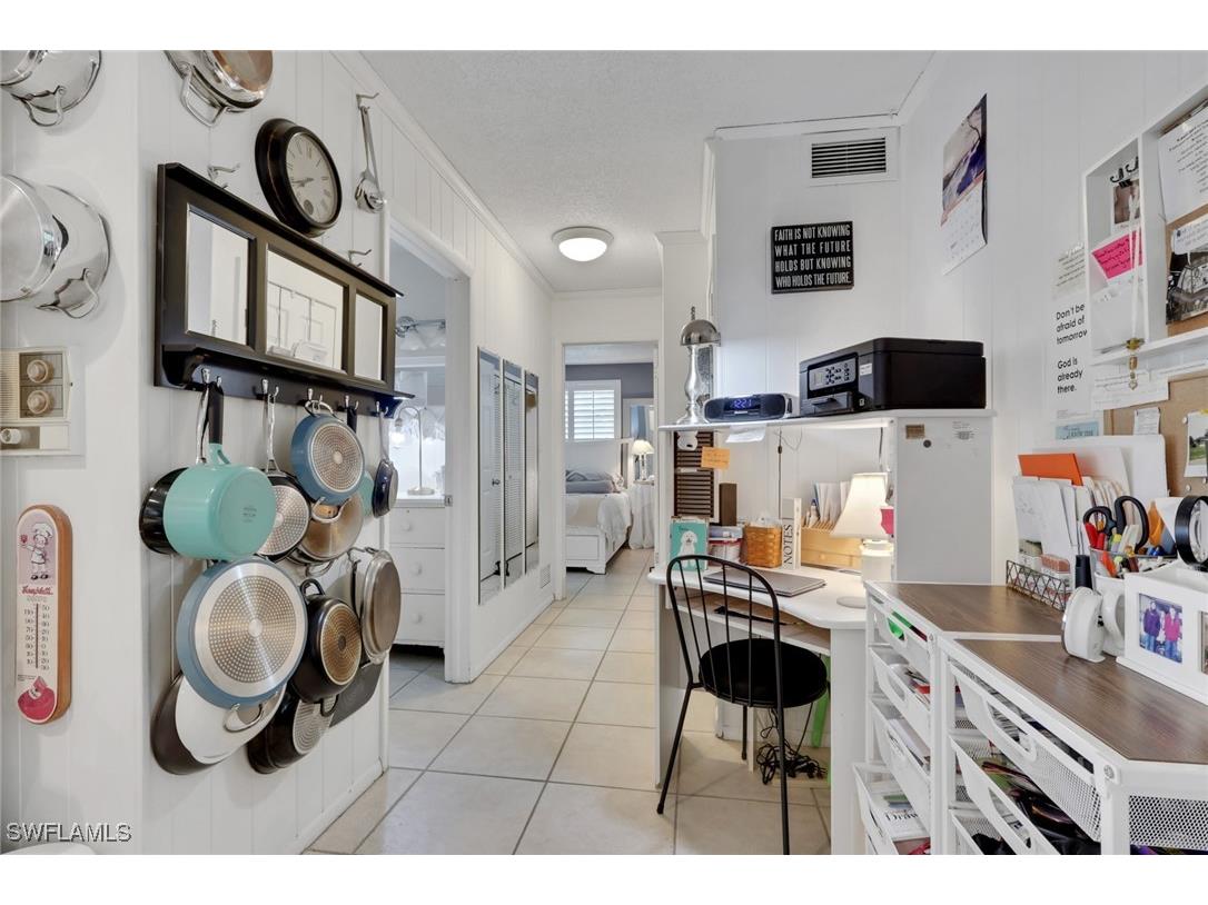605 101st Avenue N Naples FL 34108 226005639 image16