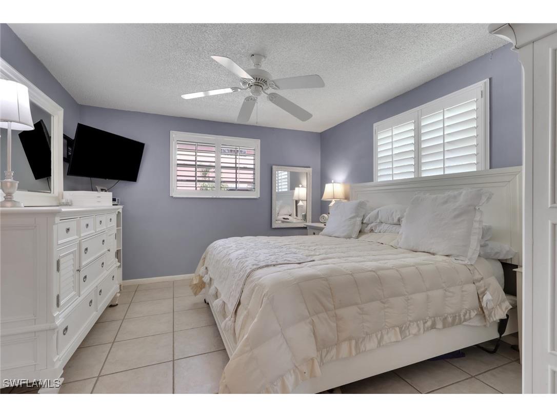 605 101st Avenue N Naples FL 34108 226005639 image17