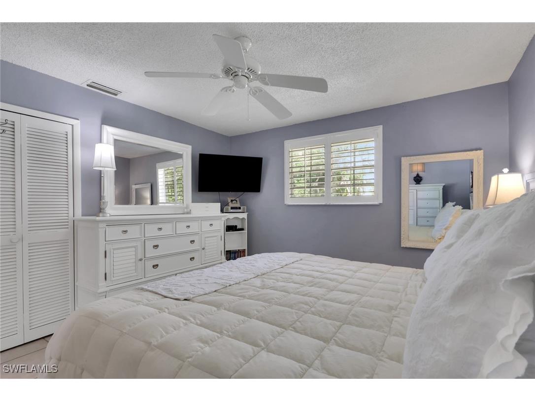 605 101st Avenue N Naples FL 34108 226005639 image18