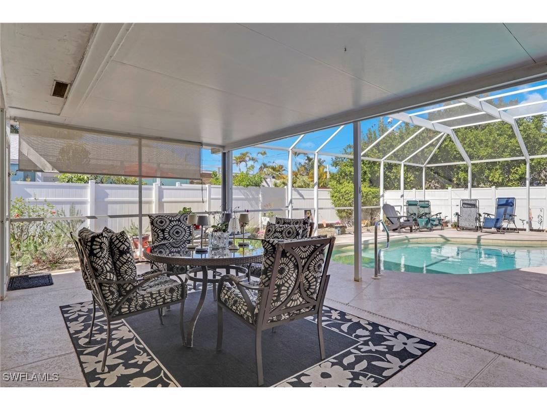 605 101st Avenue N Naples FL 34108 226005639 image2