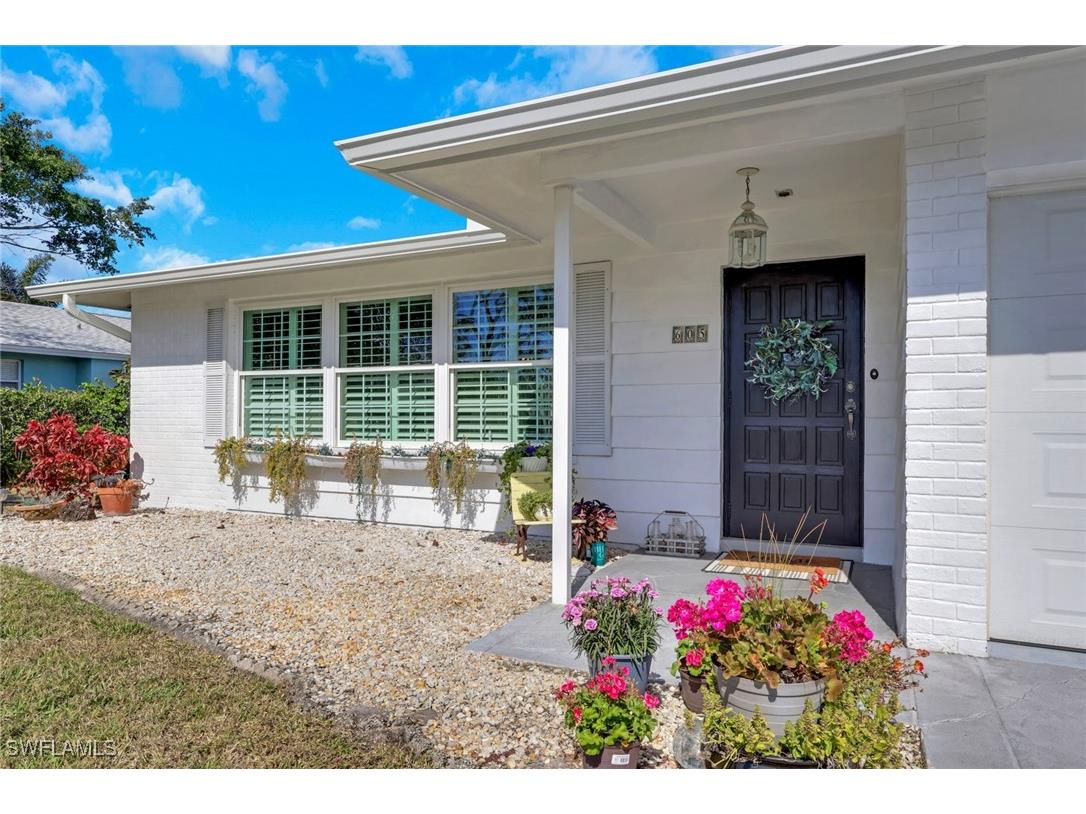 605 101st Avenue N Naples FL 34108 226005639 image7