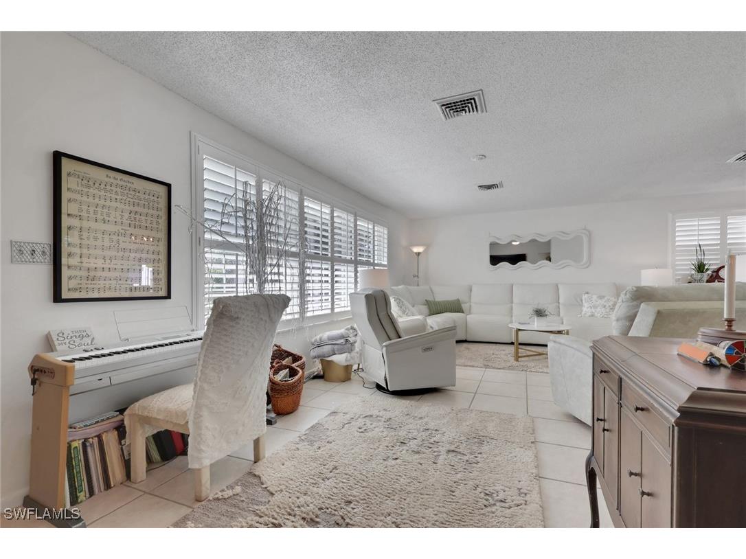 605 101st Avenue N Naples FL 34108 226005639 image9