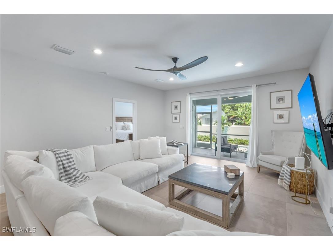 605/609 107th Avenue N Naples FL 34108 225068109 image4