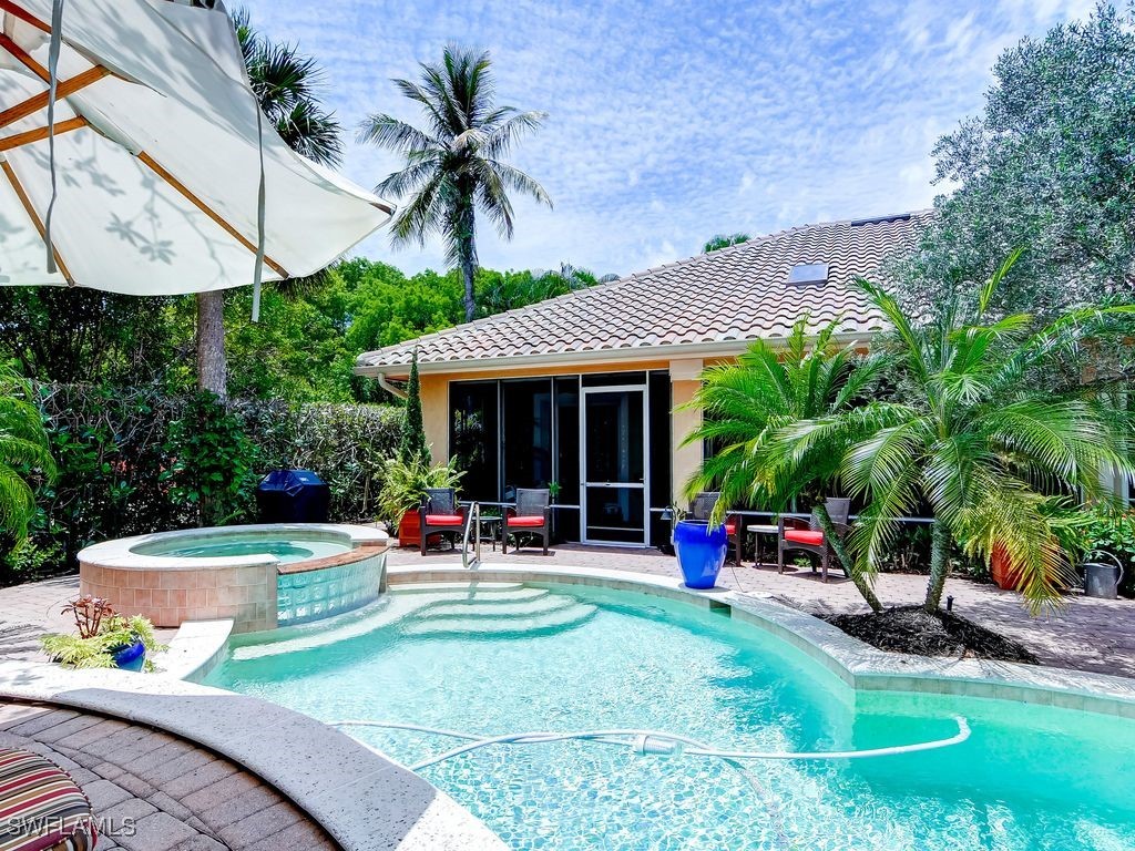 605 6th Avenue N Naples FL 34102 226005283 image1