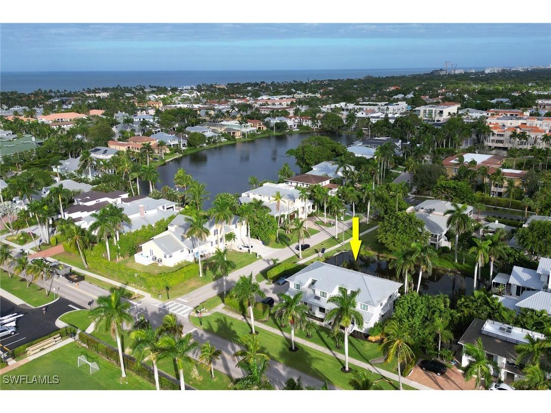 605 8th Avenue S #605 Naples FL 34102 225081350 image1