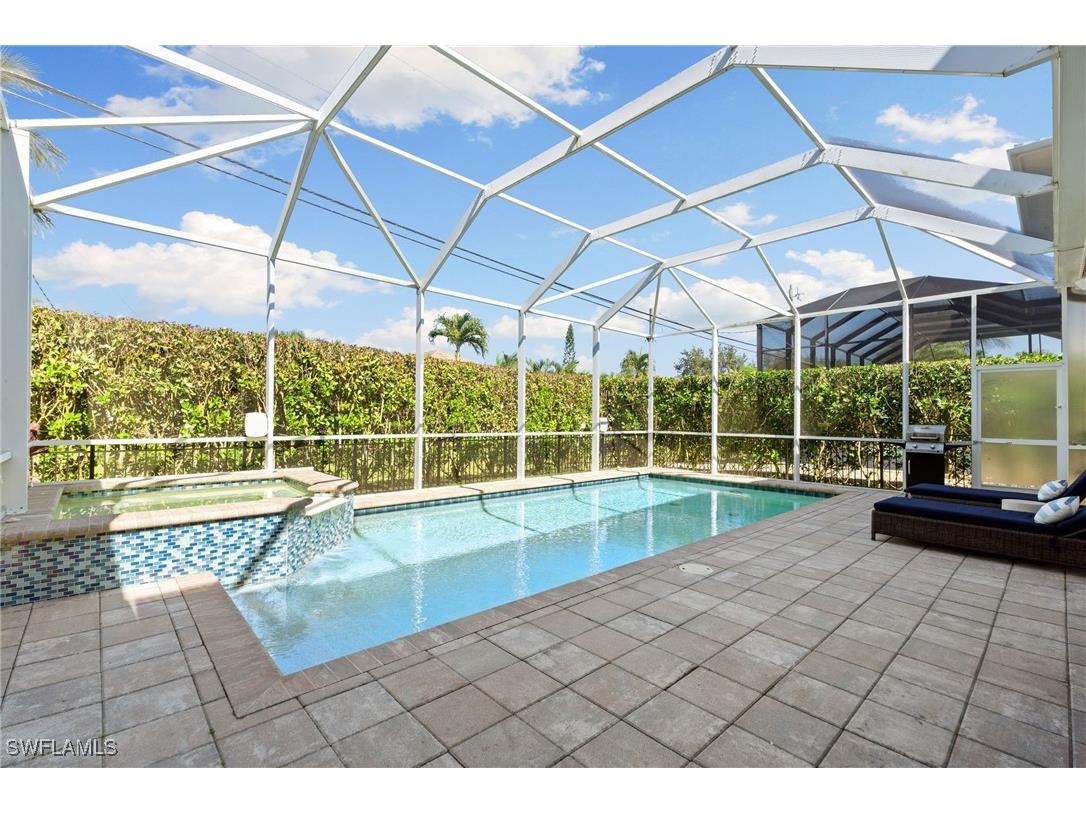 605 91st Avenue N Naples FL 34108 225081073 image2