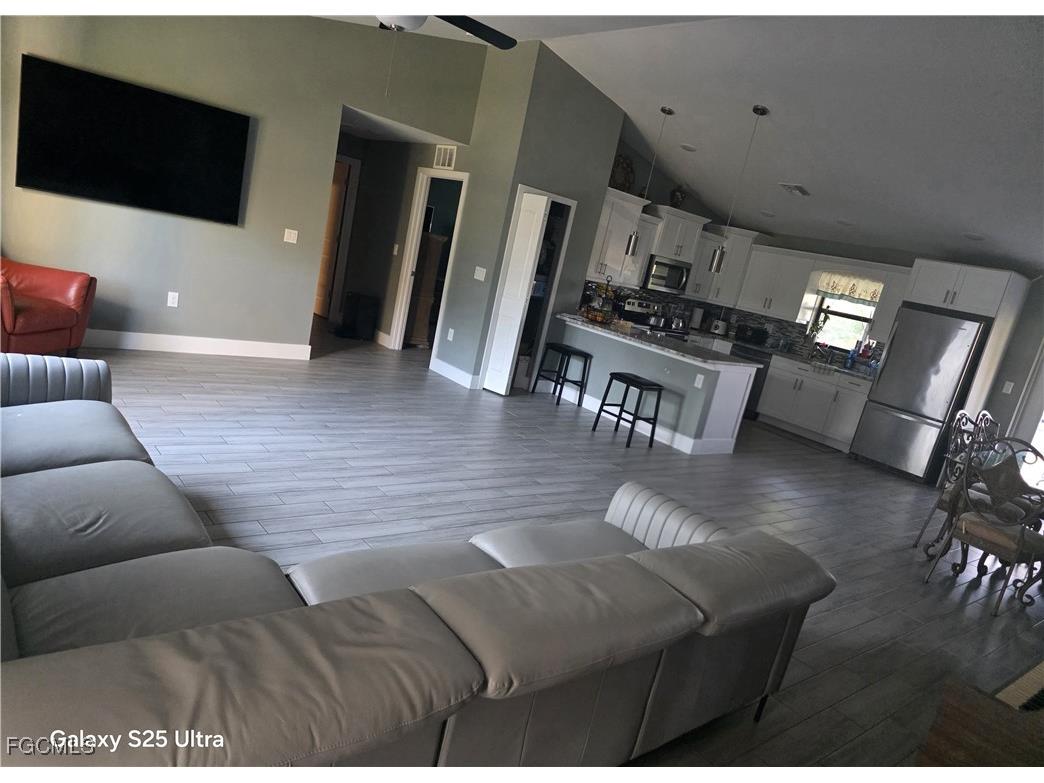 605 E 11th Street Lehigh Acres FL 33972 2025020642 image8