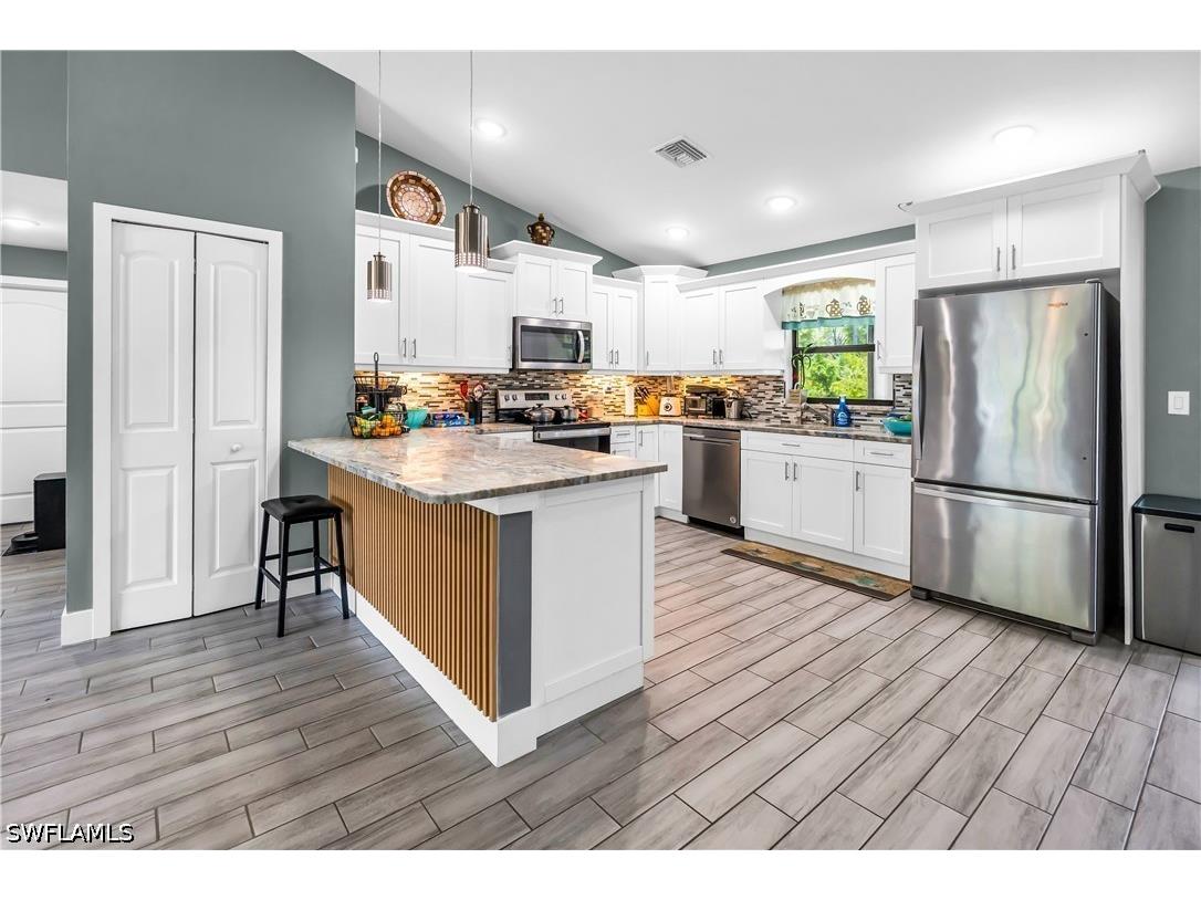 605 E 11th Street Lehigh Acres FL 33972 226019553 image7
