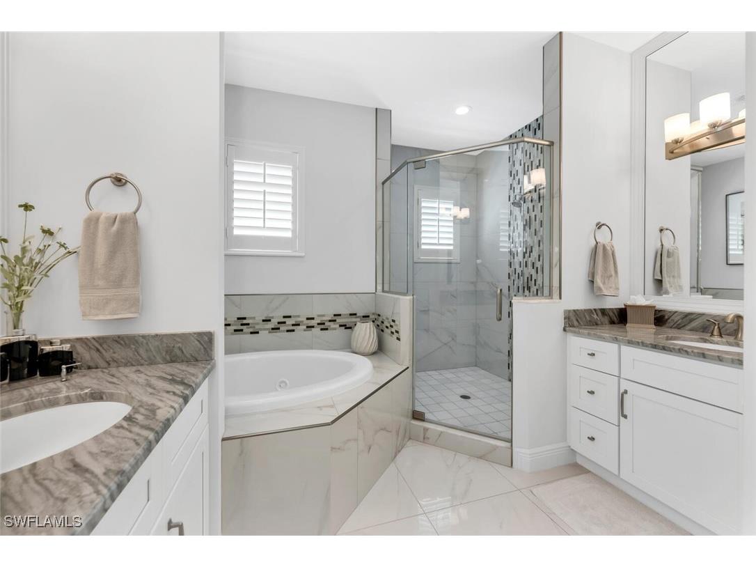 605 El Camino Real #102 Naples FL 34119 225078042 image12