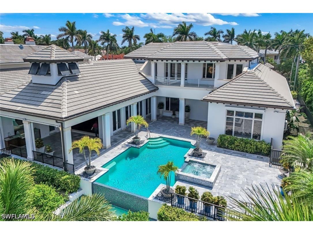 605 Galleon Drive Naples FL 34102 226013516 image1