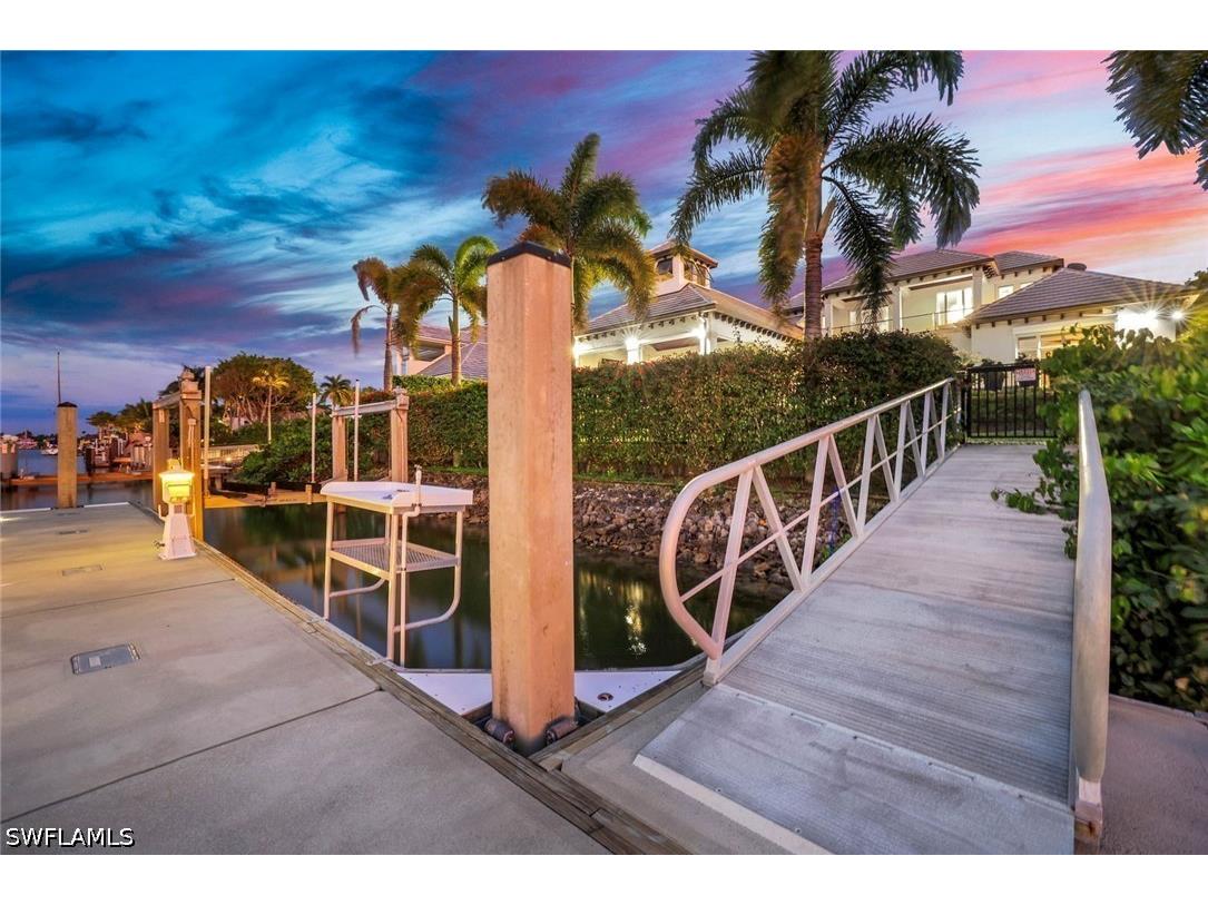 605 Galleon Drive Naples FL 34102 226013516 image47