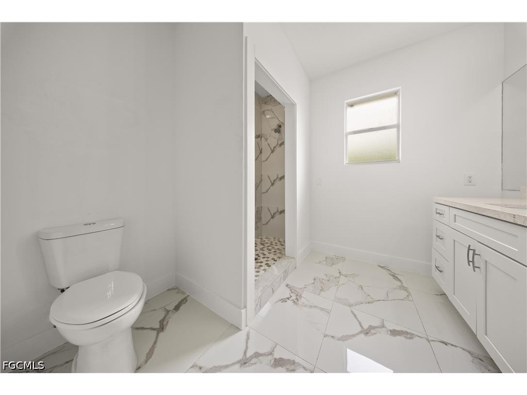 605 SE 23rd Avenue Cape Coral FL 33990 2026016322 image15