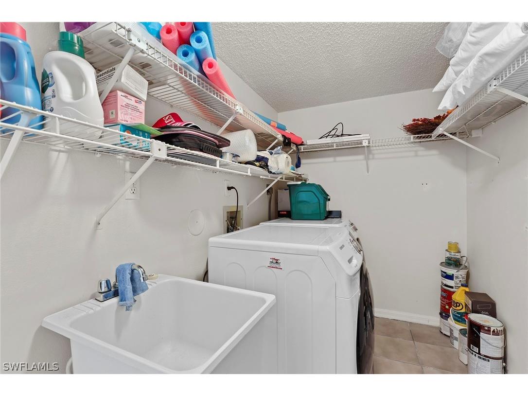 605 Squire Circle #103 Naples FL 34104 226007770 image16