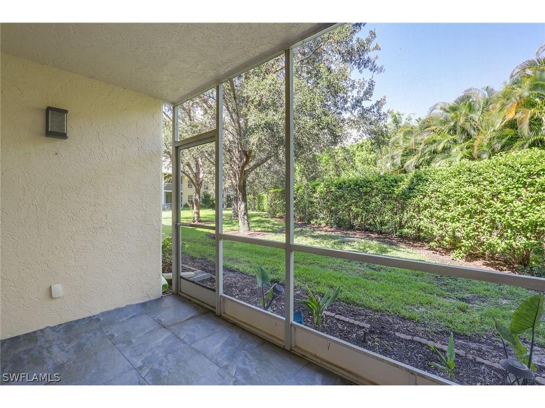 605 Squire Circle #103 Naples FL 34104 226007770 image18