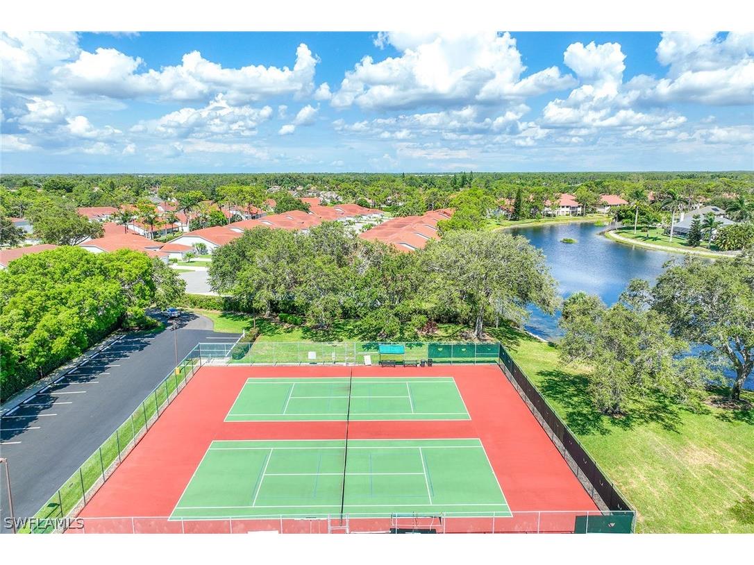 605 Squire Circle #103 Naples FL 34104 226007770 image26