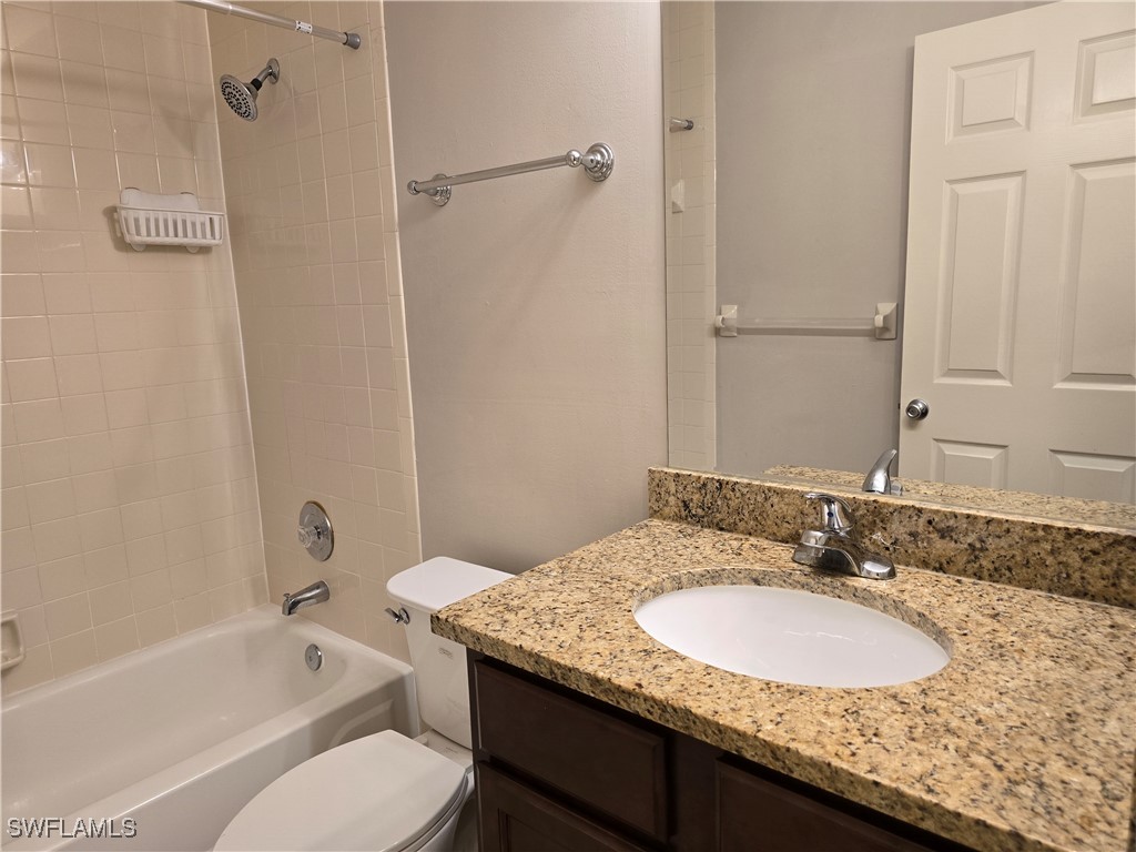 605 Squire Circle #203 Naples FL 34104 225053918 image23