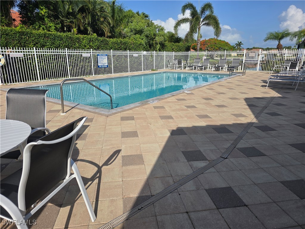 605 Squire Circle #203 Naples FL 34104 225053918 image36
