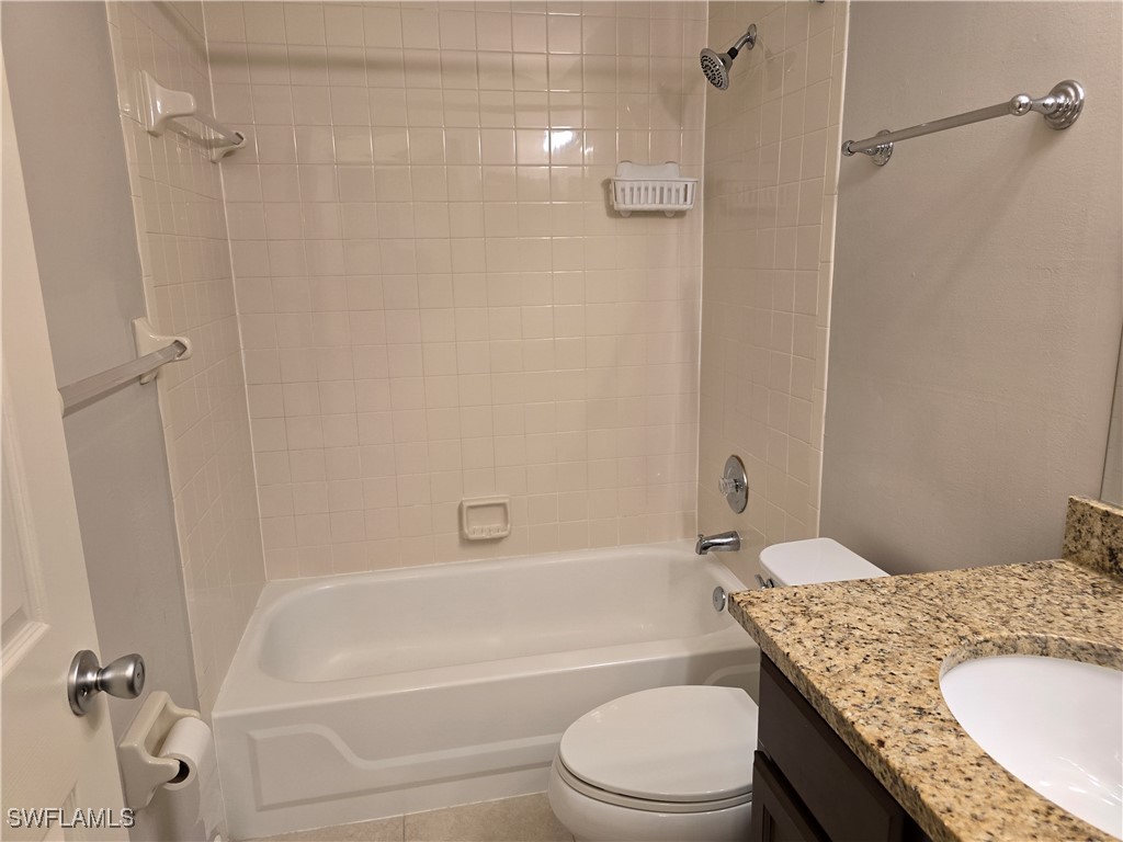 605 Squire Circle #203 Naples FL 34104 225065423 image19