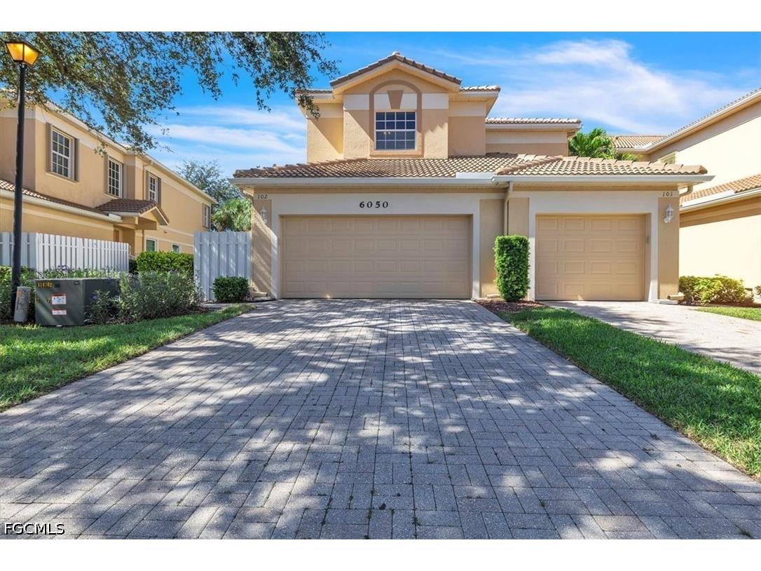 6050 Jonathans Bay Circle #102 Fort Myers FL 33908 2026021127 image1