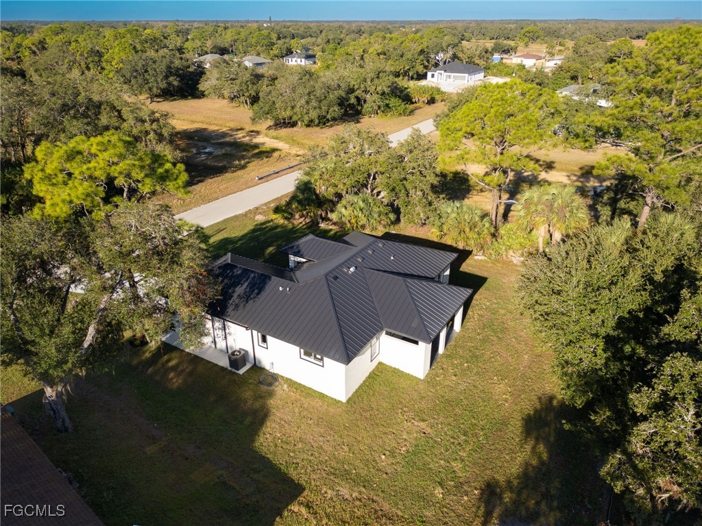 6050 N Moss Circle Labelle FL 33935 2025023920 image32