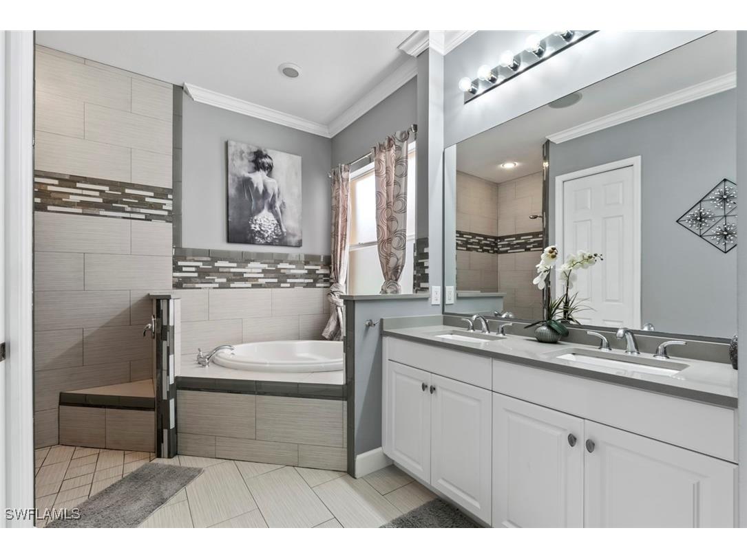 6051 Shallows Way Naples FL 34109 225013889 image35