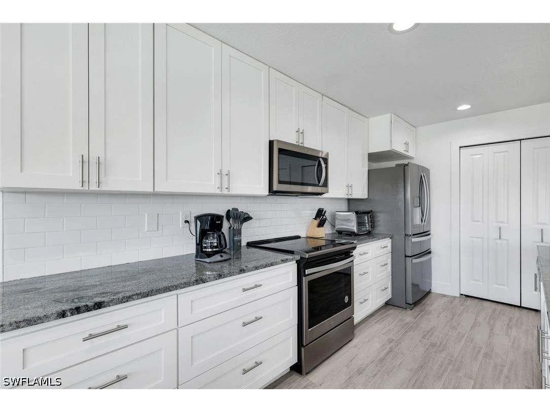 6053 Montego Bay Loop Fort Myers FL 33908 226022352 image17