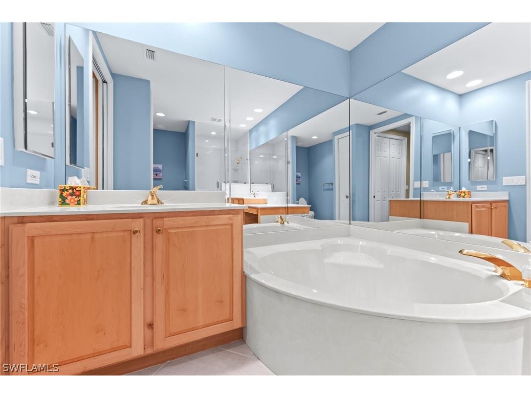 6057 Ashford Lane #402 Naples FL 34110 226006337 image21