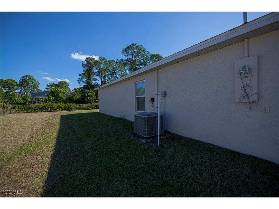 6058 S Moss Circle Labelle FL 33935 2025022810 image4