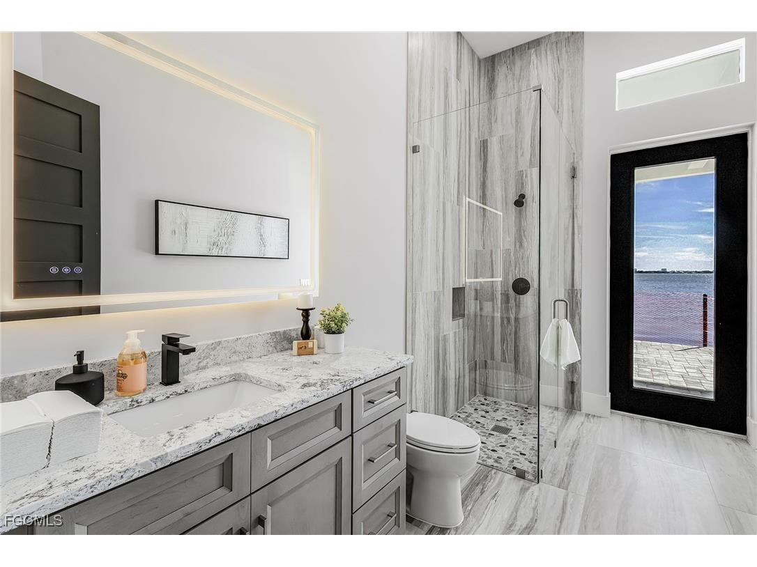 606 Coral Drive Cape Coral FL 33904 2026002572 image18